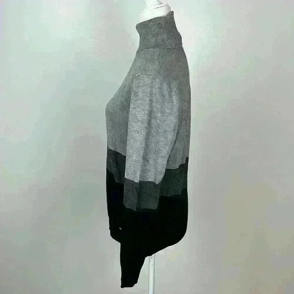 Calvin Klein Grey & Black Striped Turtleneck Size Large - Picture 3 of 9